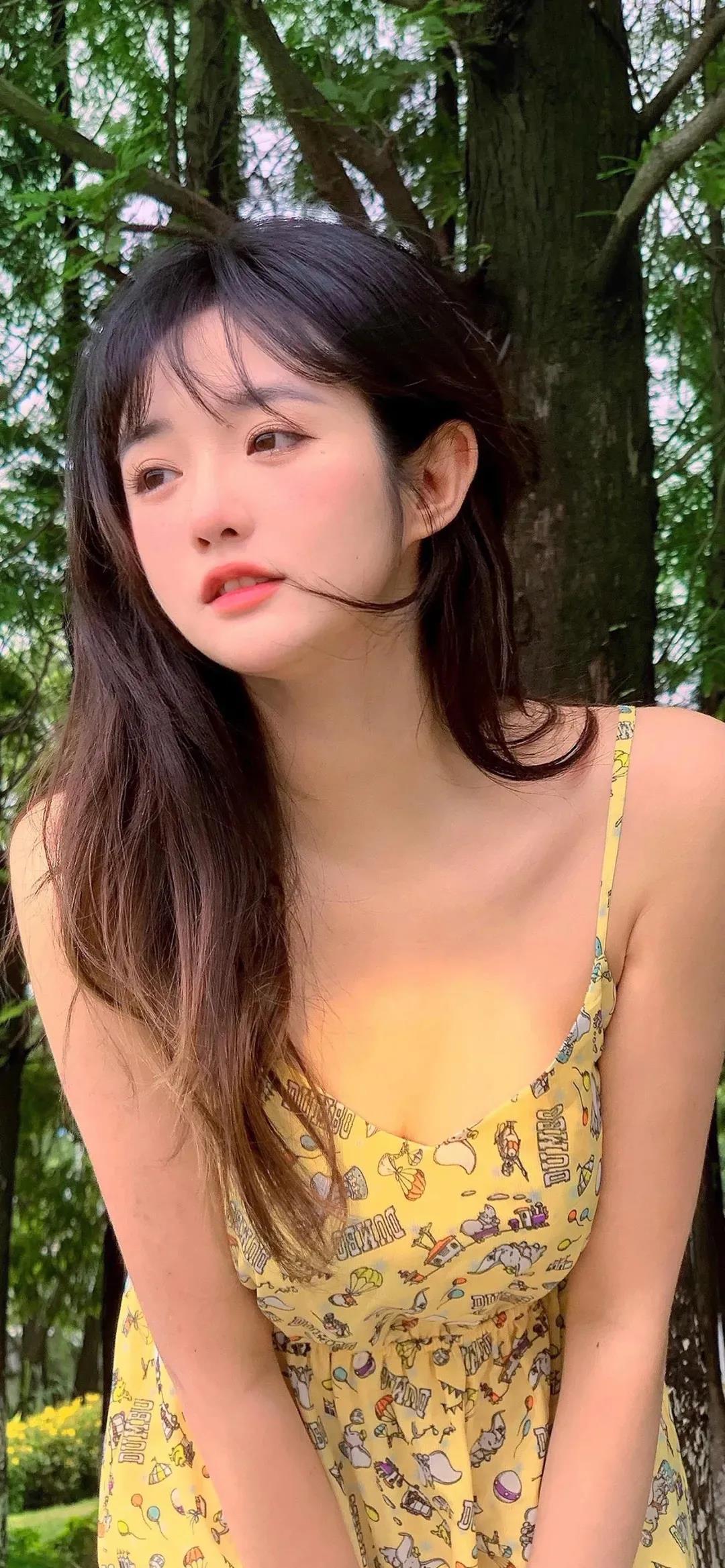 有没有一眼望去很清纯又欲的美女壁纸? - 知乎