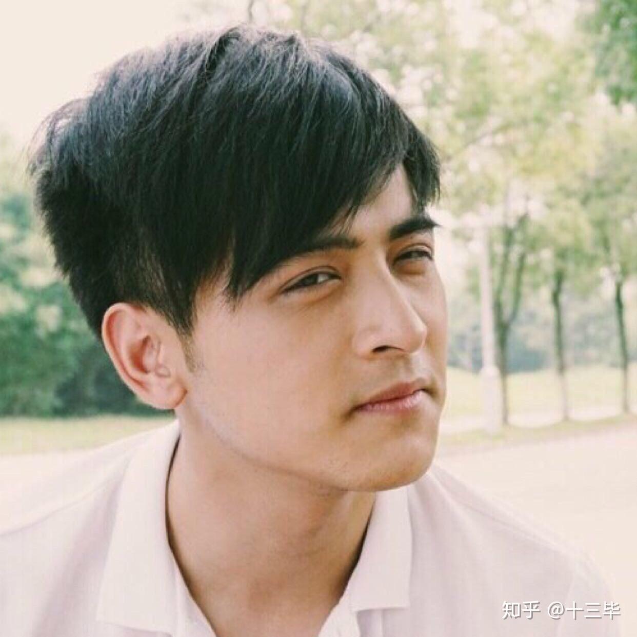 如何评价《一起同过窗》里的毕十三以及其扮演者应岱臻? - 知乎