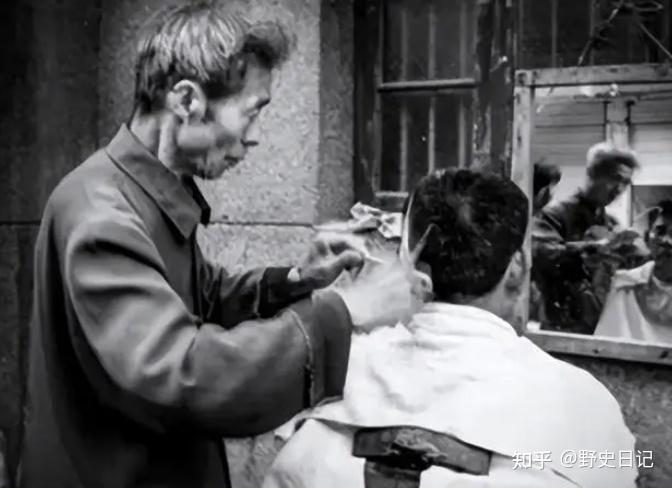 开国上将视察重庆,见到一剃头匠时难掩激动:司令,你咋在这里? - 知乎