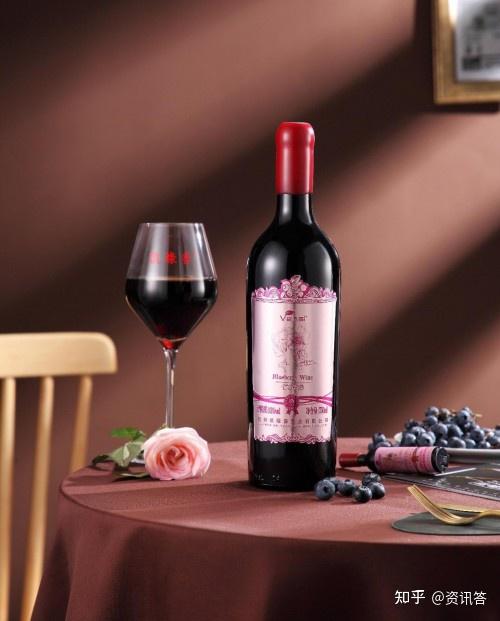 38女神节佳人配美酒凯缘春蓝莓红酒致敬最美的你