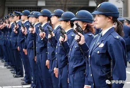 連続幼児誘拐殺人事件　　　　　　　　福田　洋 Amazon.co.jp: なぜ君は絶望と闘えたのか―本村洋の3300日 (新潮