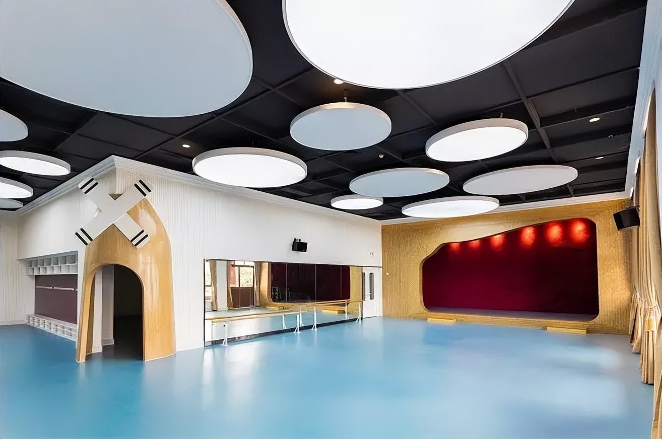 幼儿园变身记—佛山布鲁森国际幼儿园:突破教室形态的造梦