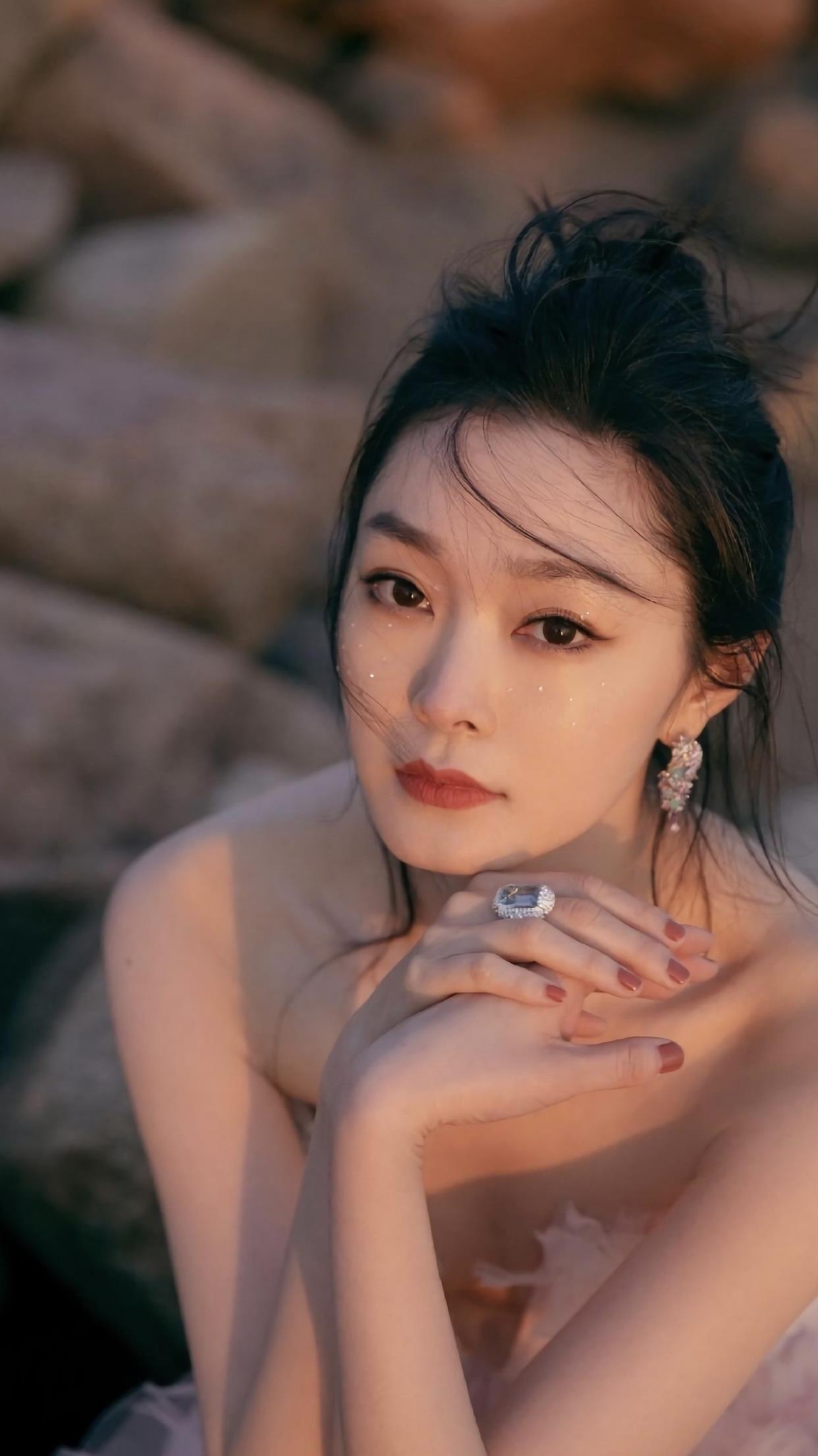 壁纸|宋轶高清无水印壁纸 - 知乎