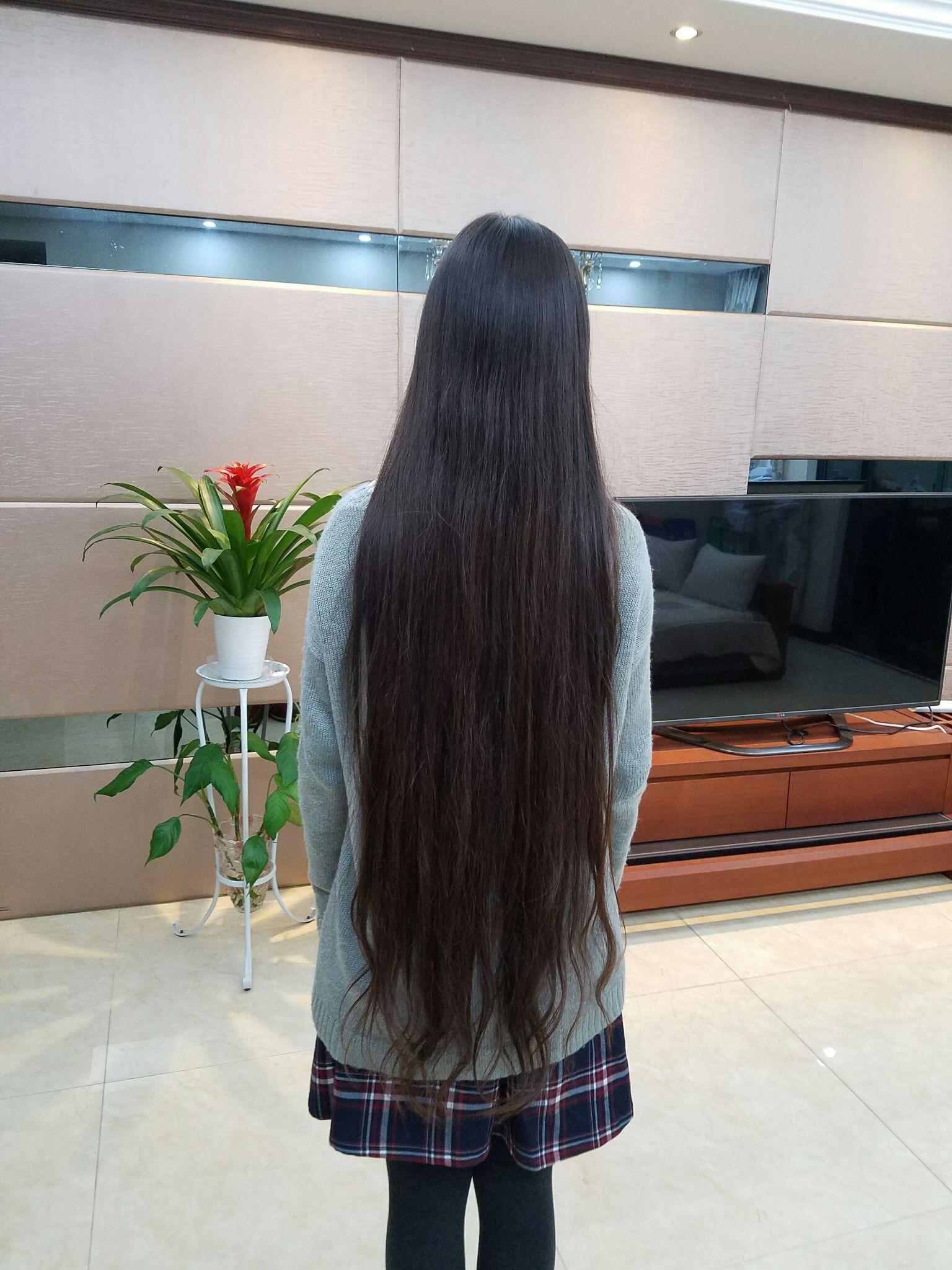 长发齐腰是种什么样的体验