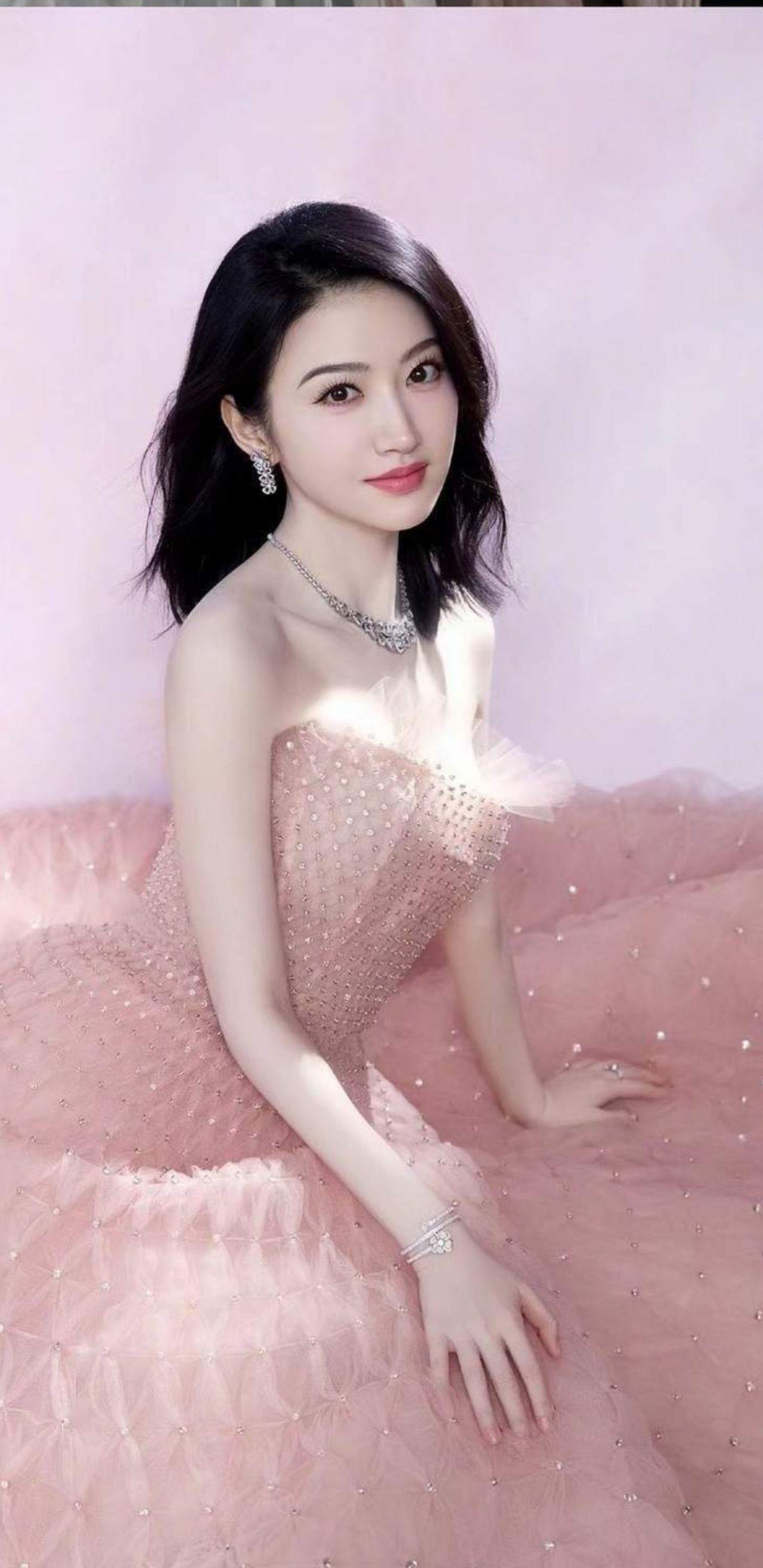 你觉得娱乐圈四大美女是谁? - 知乎