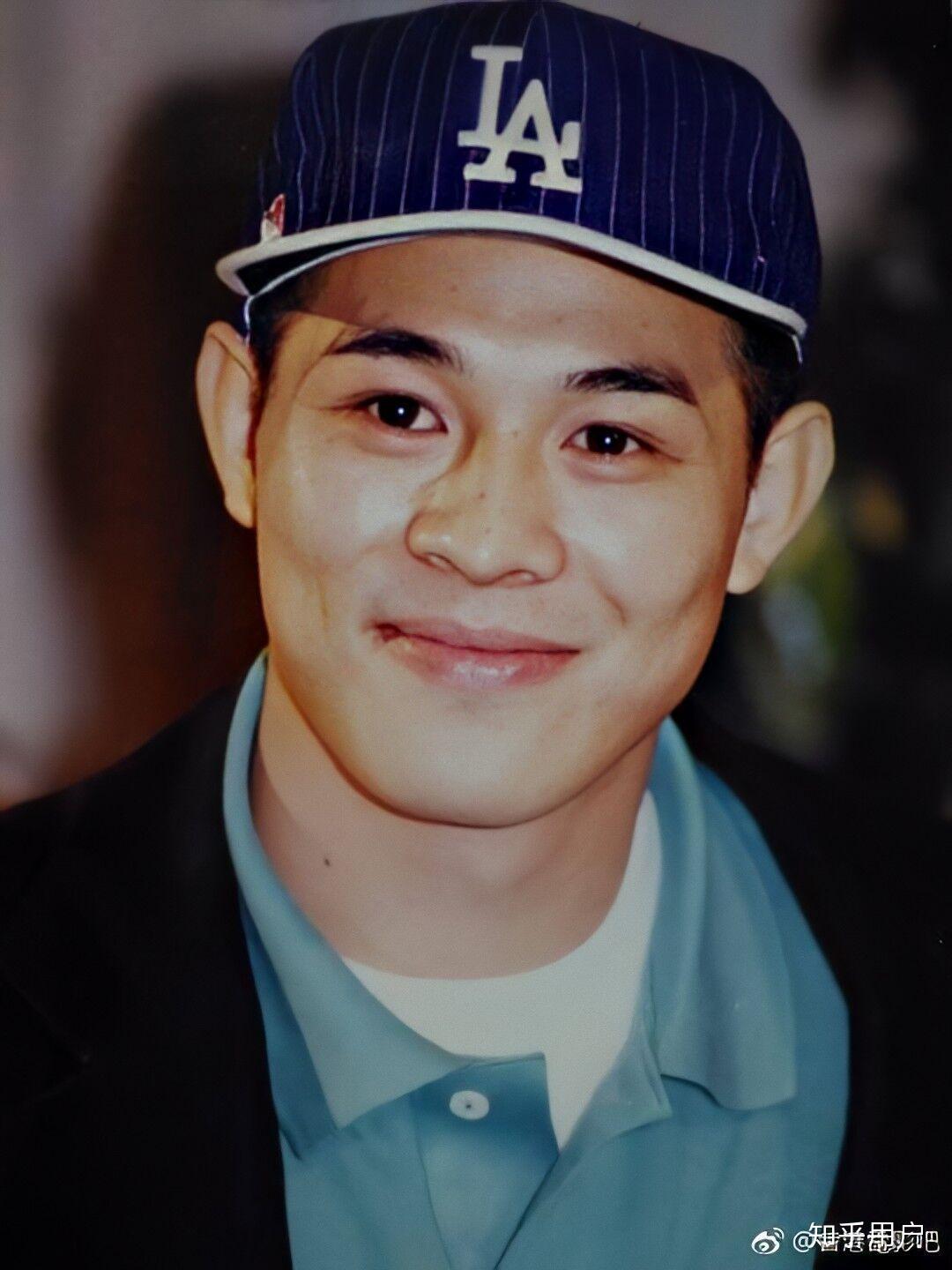年轻的李连杰有多帅