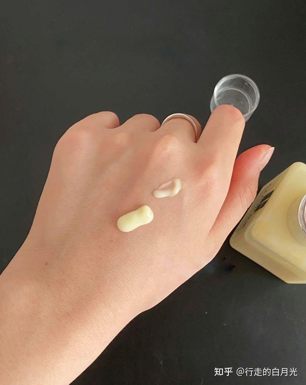 女生保湿乳液怎么选适合不同肤质的保湿护肤品推荐