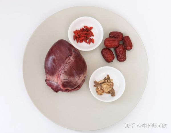 食补护肝应吃哪些_护肝补肝吃什么好_吃食补护肝应注意什么