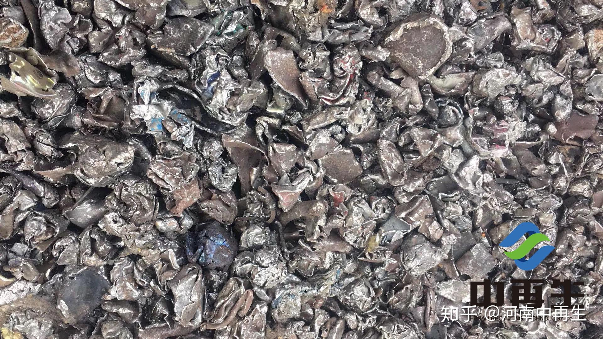 硫的含量低,化学成分稳定;2,金属破碎料冶炼时与其它废钢混合加料,可