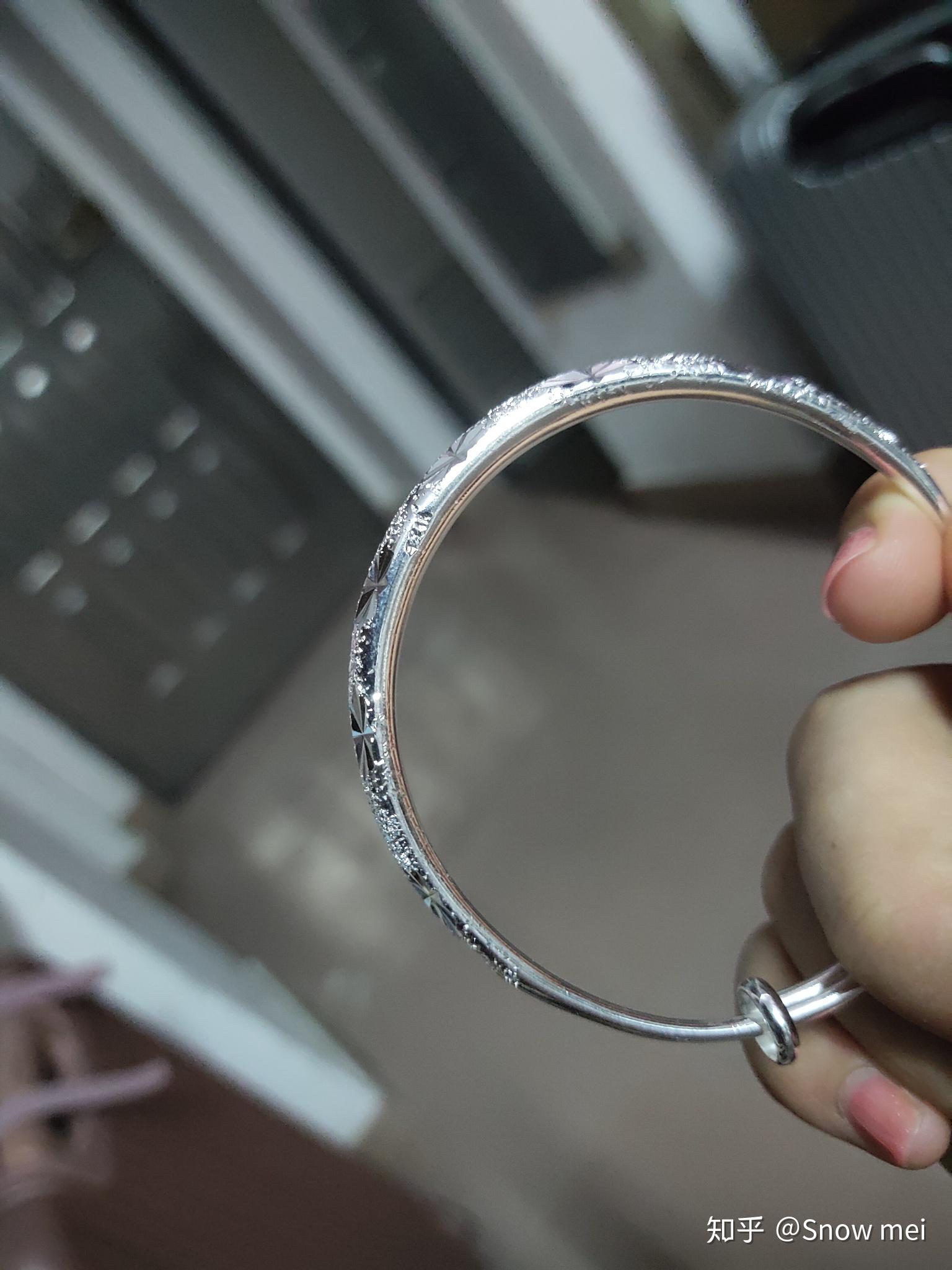 千足银,老凤祥特别硬还发黄是真的吗? - 知乎