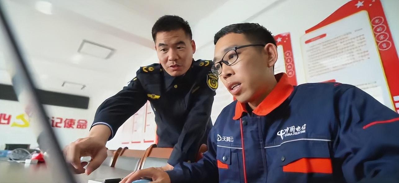 打开后厨说亮话中国电信明厨亮灶让后厨在阳光下