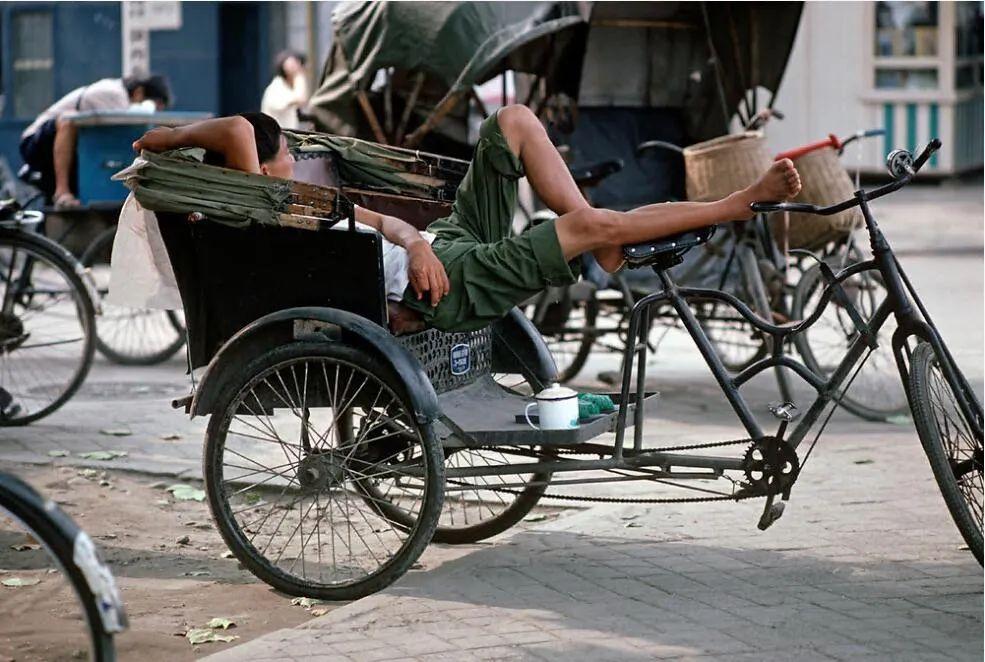 80年代都这么开放了吗