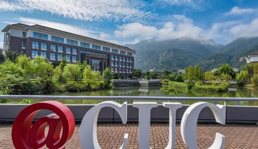 福建师范大学协和学院是个什么样的环境以及宿舍怎么样