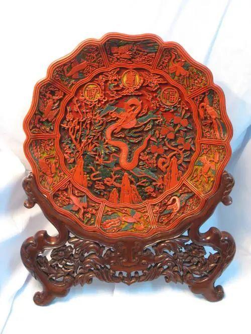 北京雕漆工艺已濒临失传继续传承是责任让更多人可以触摸千百年传承的