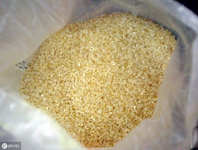 在5°c,12°c,45°c,3个温度下保存的大米中,都发现了黄曲霉毒素的