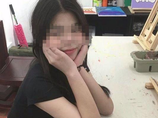 13岁跳楼女生生前视频流出霸凌者被曝露脐装大浓妆言语嚣张