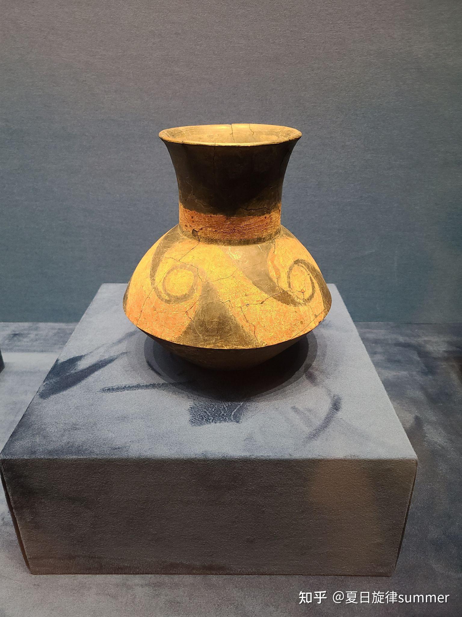 之华山西古代文明精粹展史前旧石器时代仰韶龙山二里头文化石器和陶器
