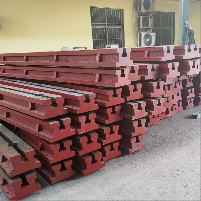 铸铁地轨是什么