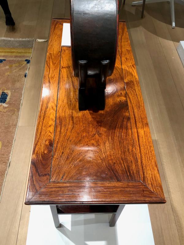 声名显赫 材质精良 欧云黄花梨屉案7 5万美金 知乎