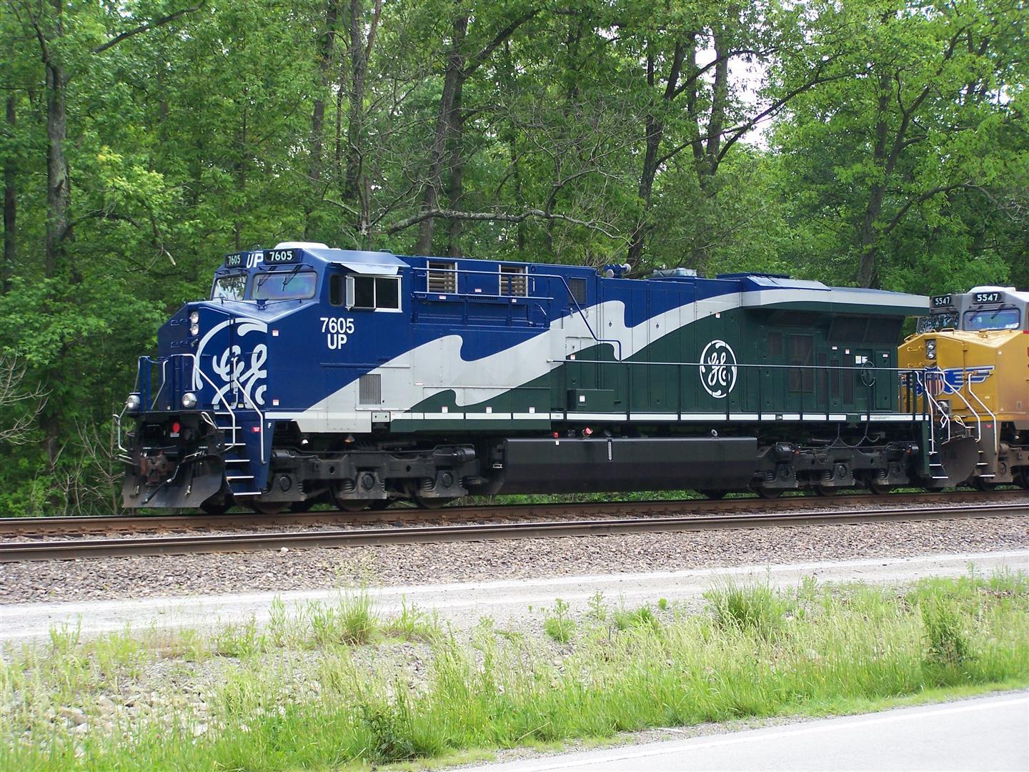 科普荣获特别车号及特别涂装的美国联合太平洋铁路c45accte型和c45ah