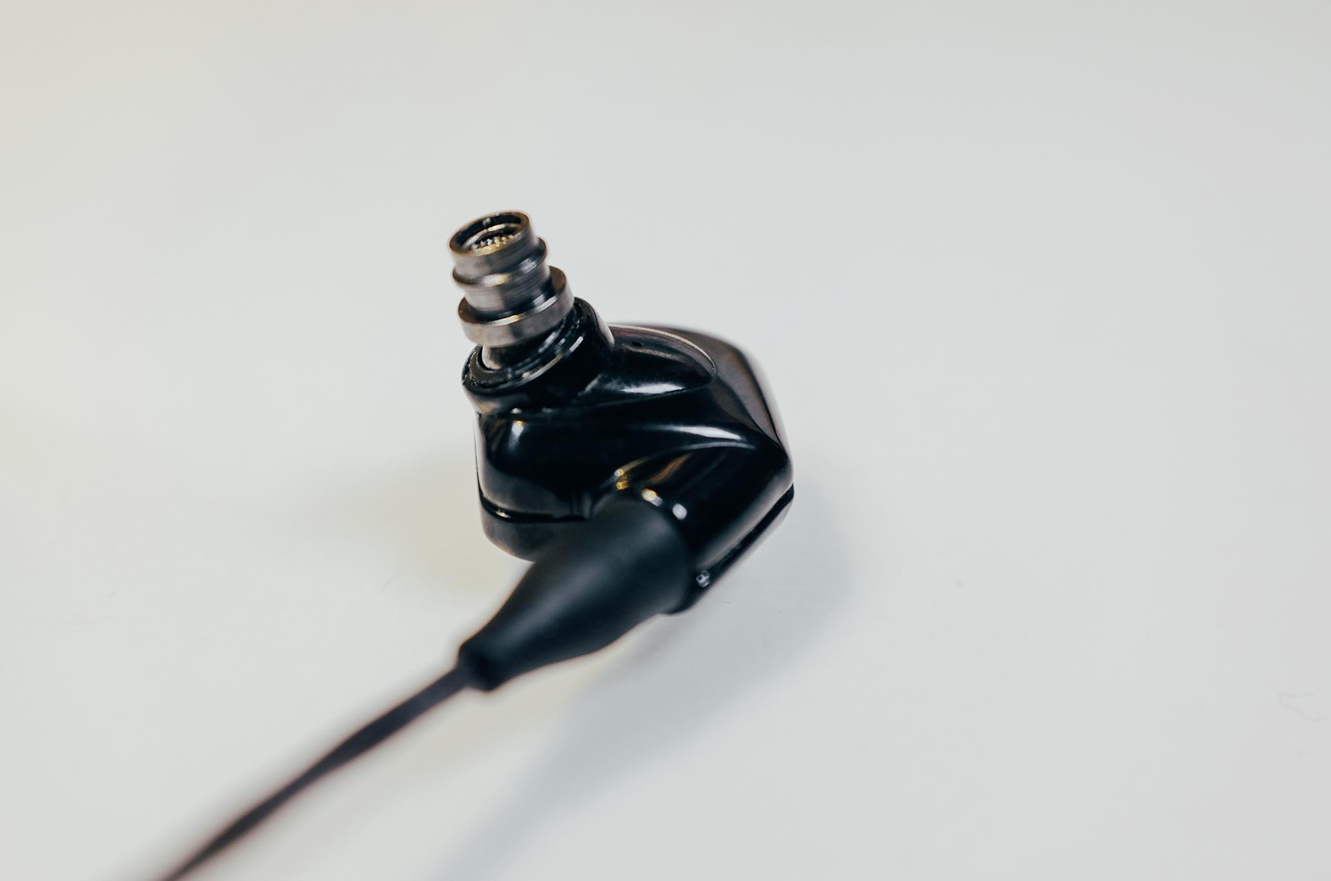 继承者--VSONIC GR09入耳耳机测评 外观篇