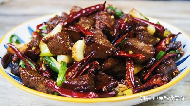 猪肝扔油锅里一炸开盖比卤的还香比炒的好吃10倍鲜香无腥味