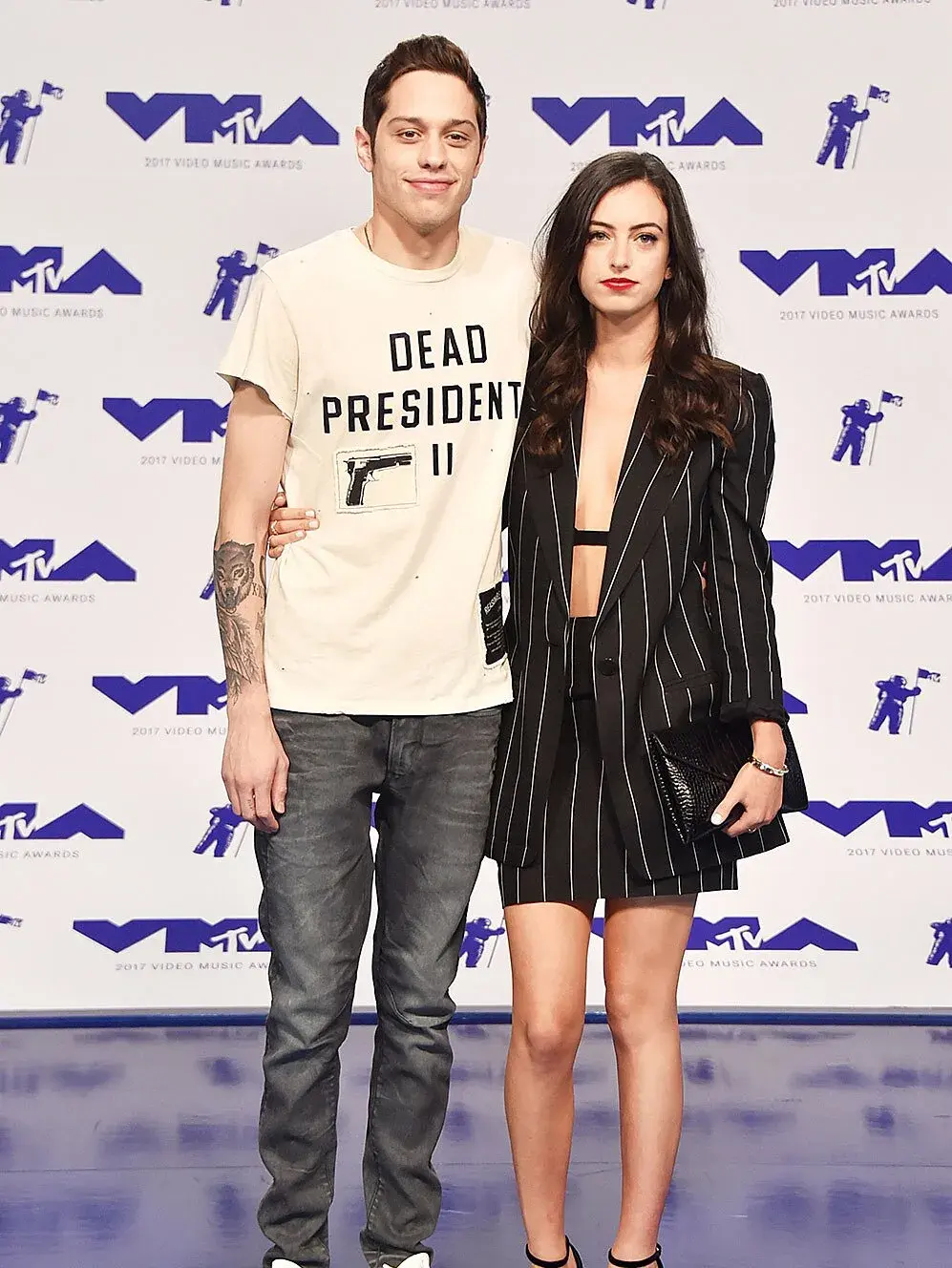 名利场||拿下宇宙网红,前女友一色顶级女神,这位九零后脱口秀小哥姓甚