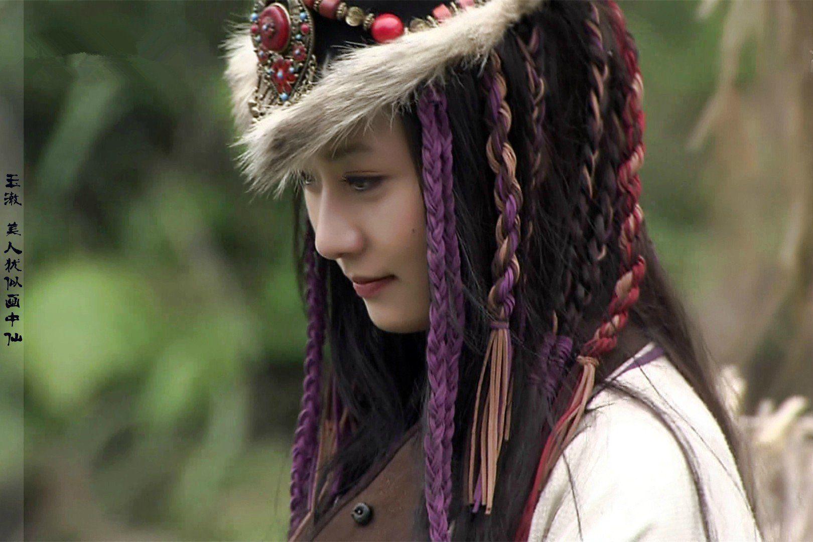 大家有没有胡歌版神话里玉漱的高清壁纸或是刘亦菲小龙女的壁纸?