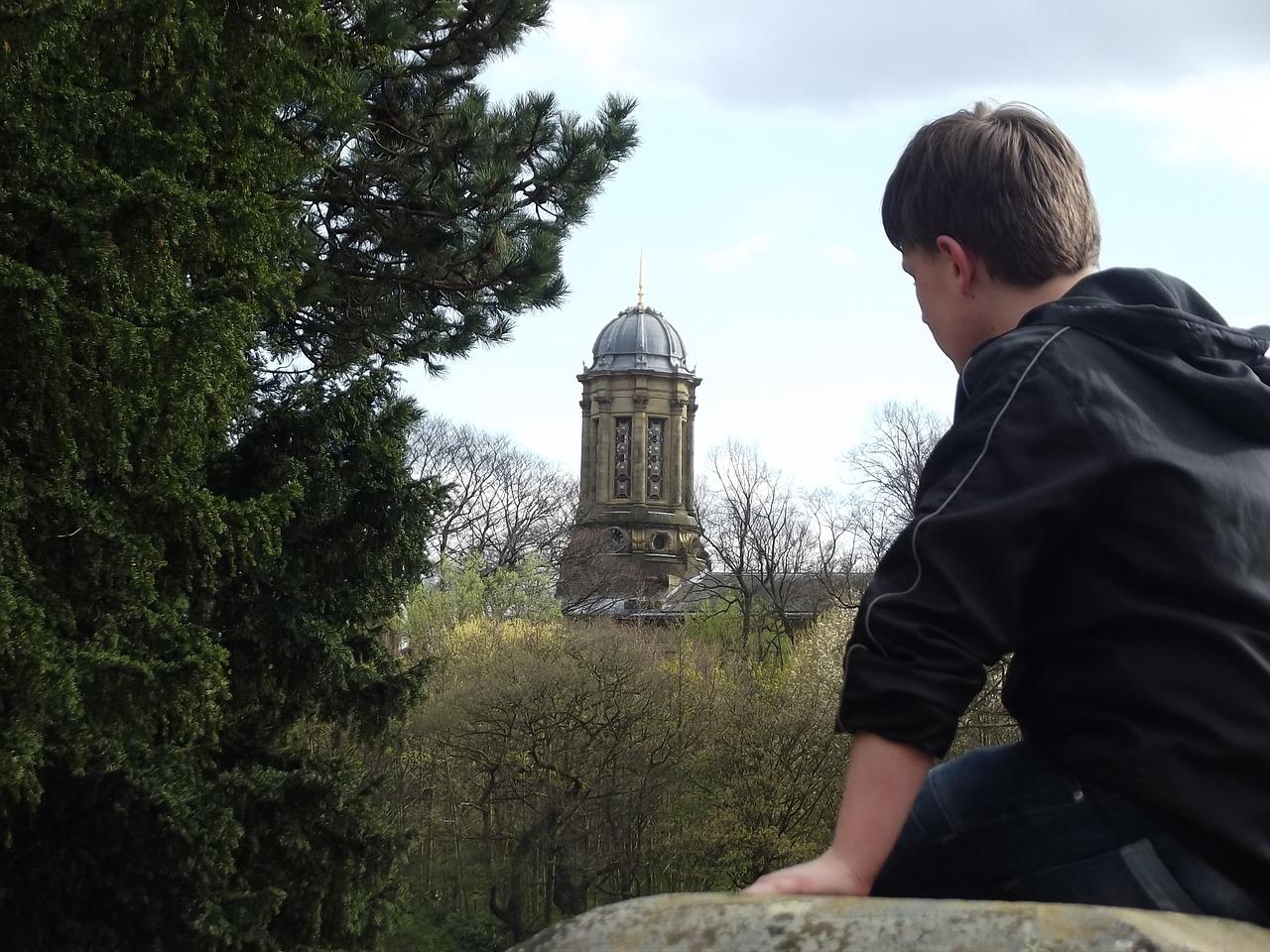 小巷深处的人与事