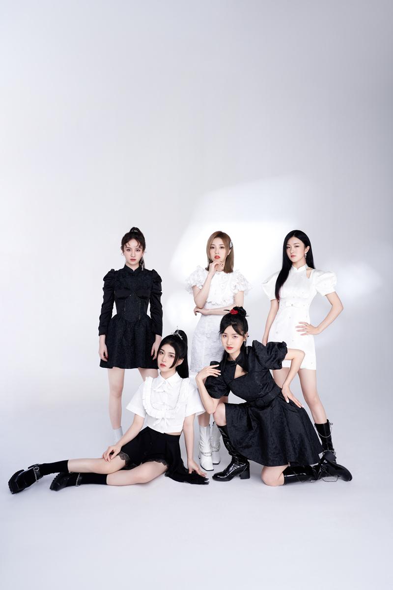 sing女团新歌墨影诠释女性力量唱出风驰电掣侠女风范