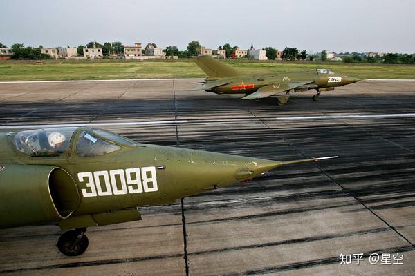 空军唯一的强击机,60年前诞生的强-5,为何在歼-20量产后才退役? - 知乎