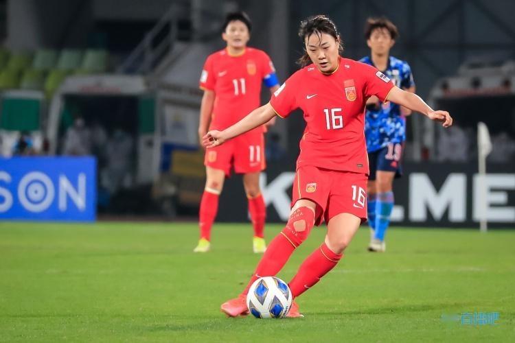 江苏女足球员王晓雪,姚凌薇,翟晴苇加盟武汉女足