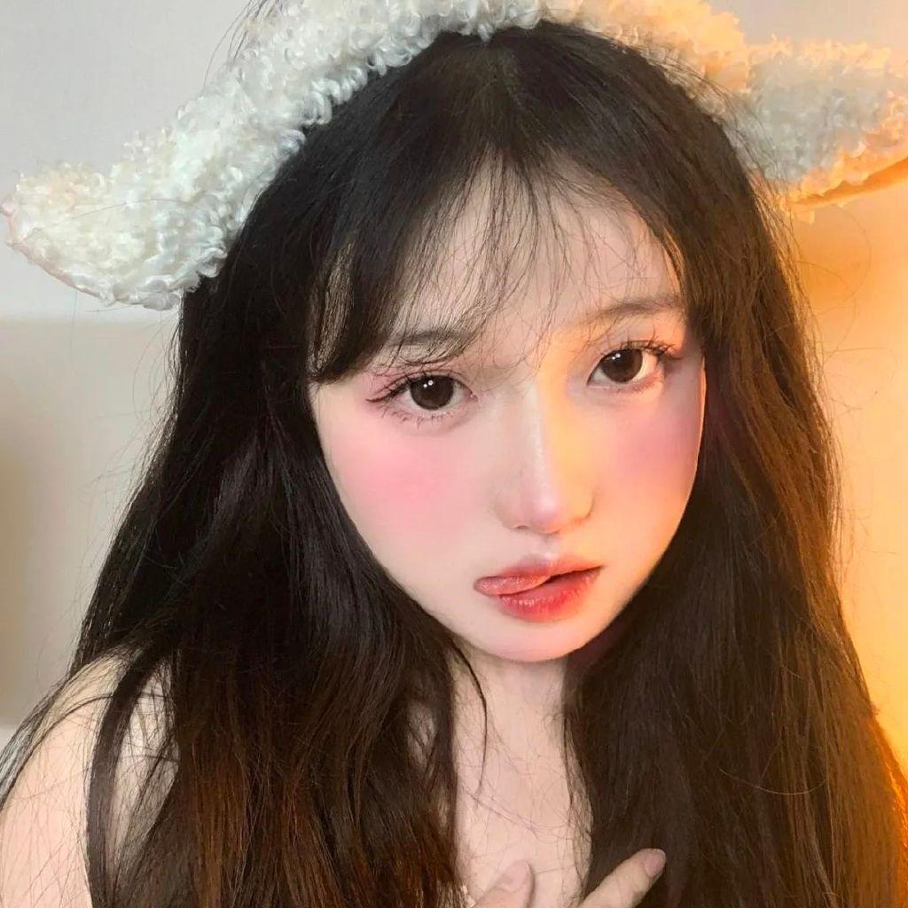 有没有很酷很拽的头像呀?(很酷很拽的图片女生)