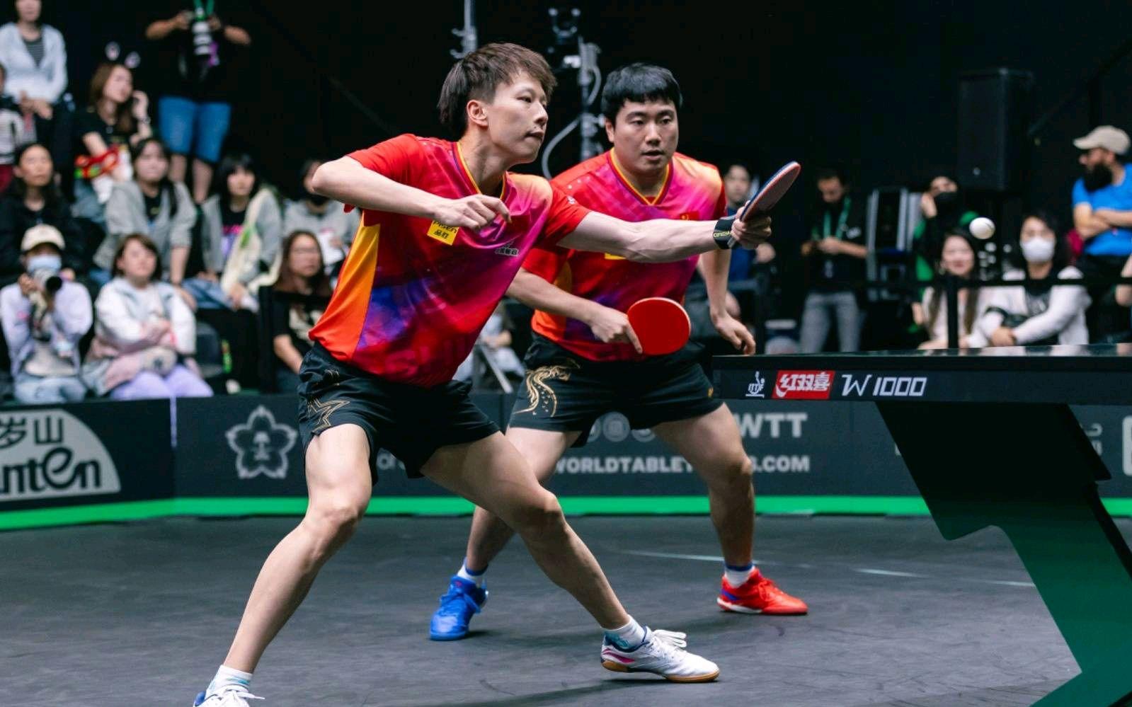 女双比赛陈幸同和王艺迪组合3比0击败泰国组合萨维塔布特/帕拉南,陈幸