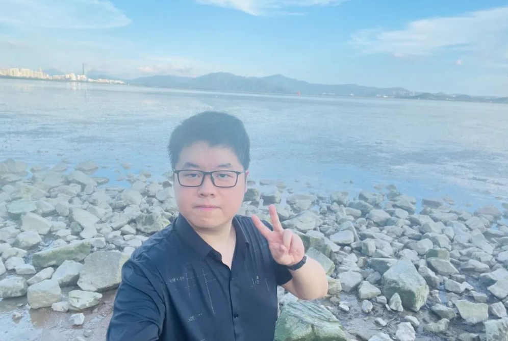 十年磨一剑29岁的爱棋道老师张一鸣在大棋士赛升四段