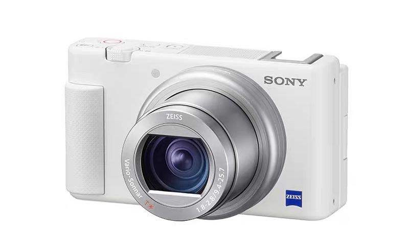 购买一个便携的记录生活的工具(理光gr3,索尼zv1,还是苹果11)?