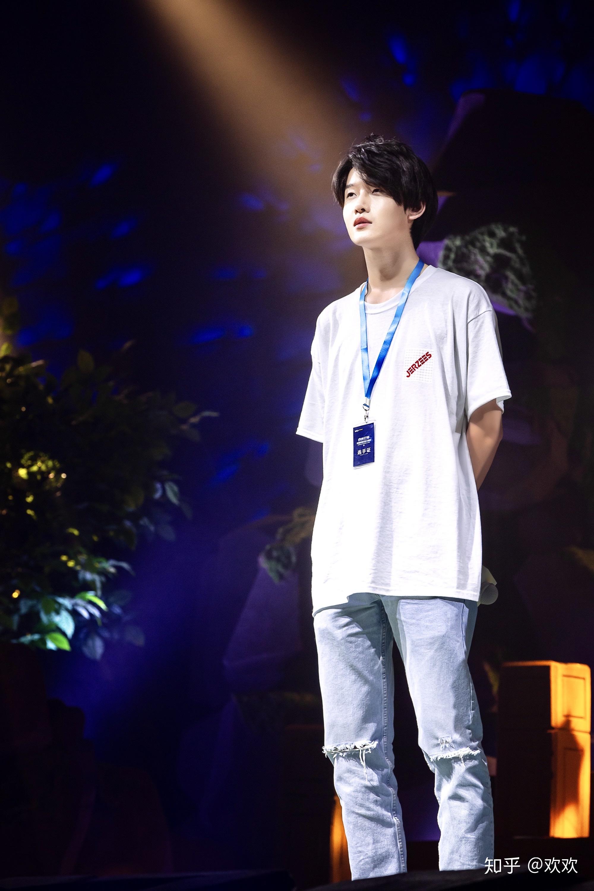 分享一张花少北的帅照给我好吗