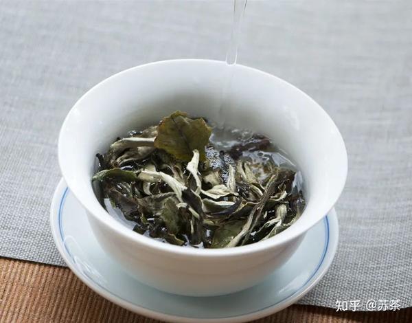 泡茶：晒干或烘干后泡茶饮用(泡茶干泡法)