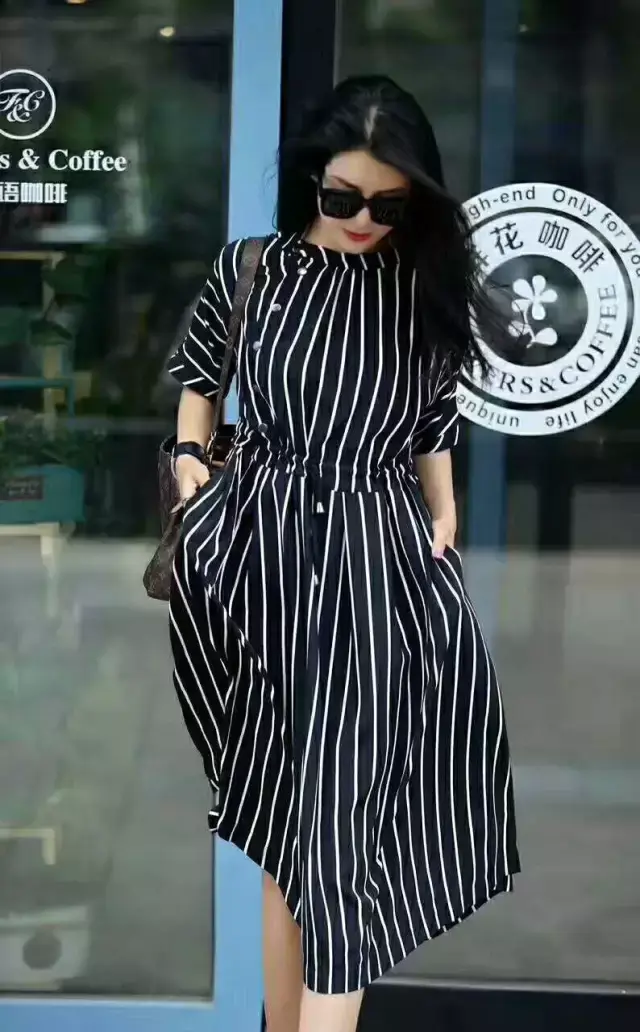 微胖女人穿上竖条纹会怎样？ - 知乎