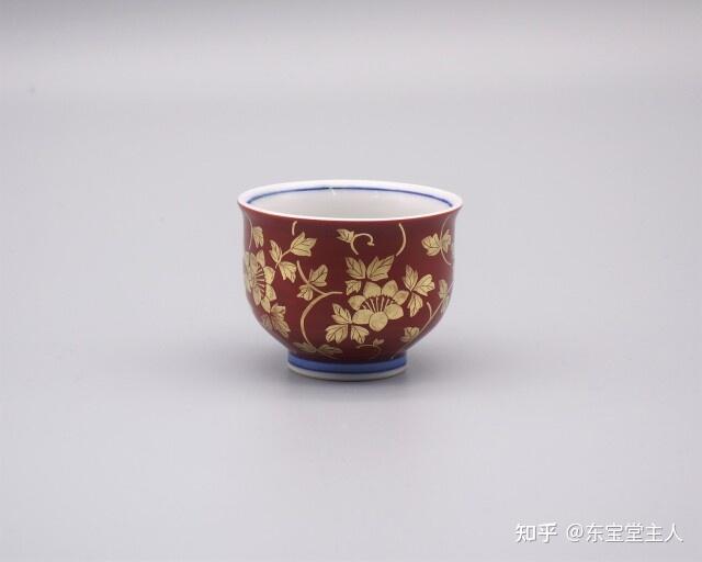 日本釉里金彩（九谷烧）的第一位人间国宝艺术家是谁？ - 知乎
