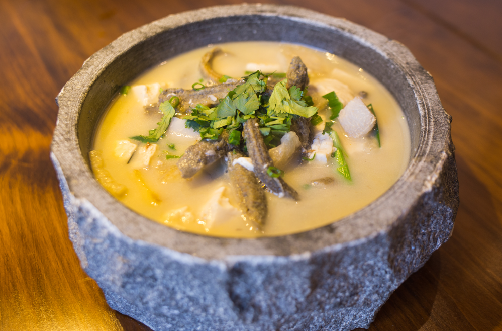 性也!大理段公子餐厅的泥鳅钻豆腐,您可满意?