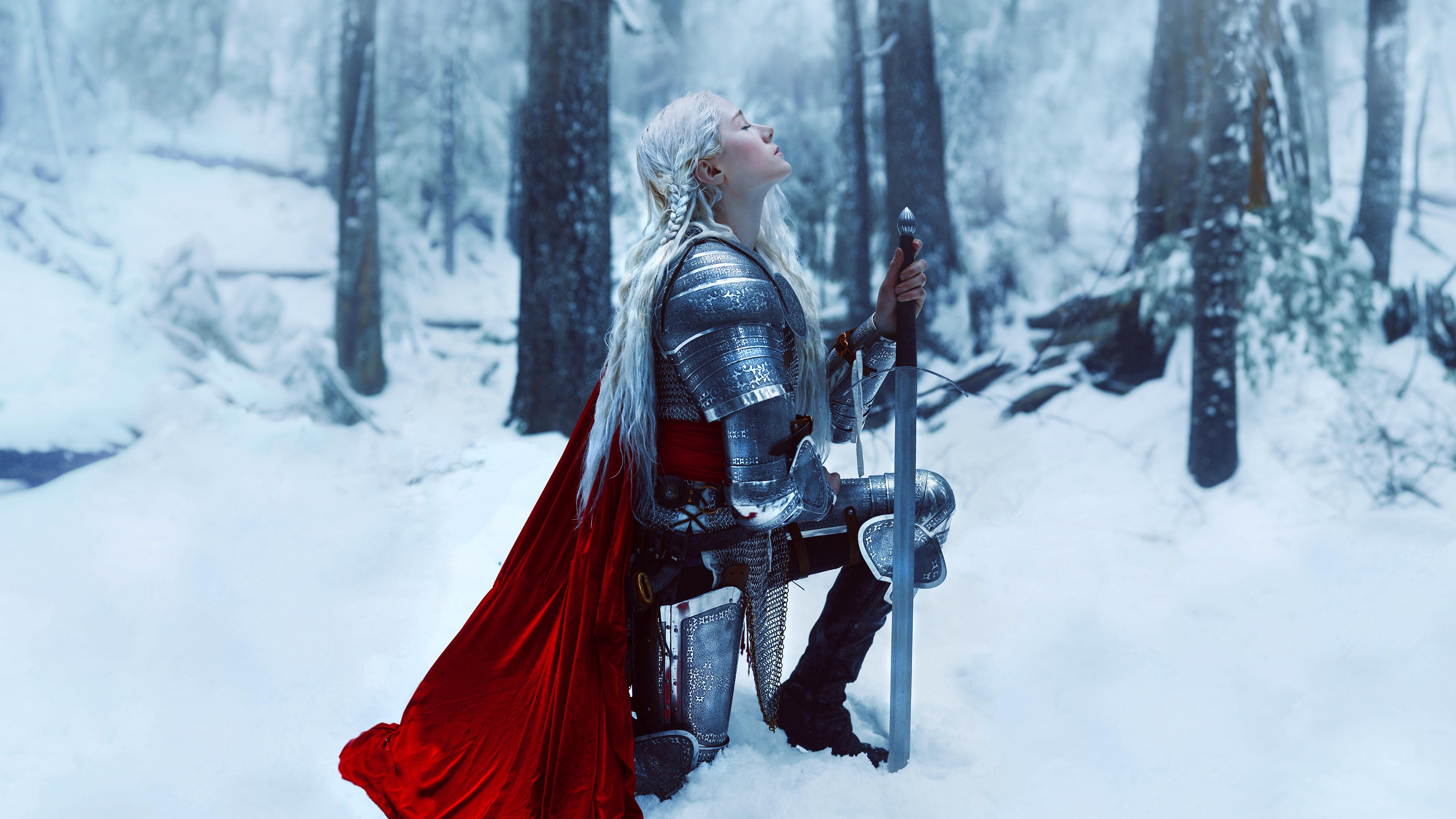 为什么某些女性穿盔甲看起来更帅? - 知乎