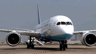 交 通高速公路,高铁和飞机航班线路不断增多,覆盖海陆空各个领域,从