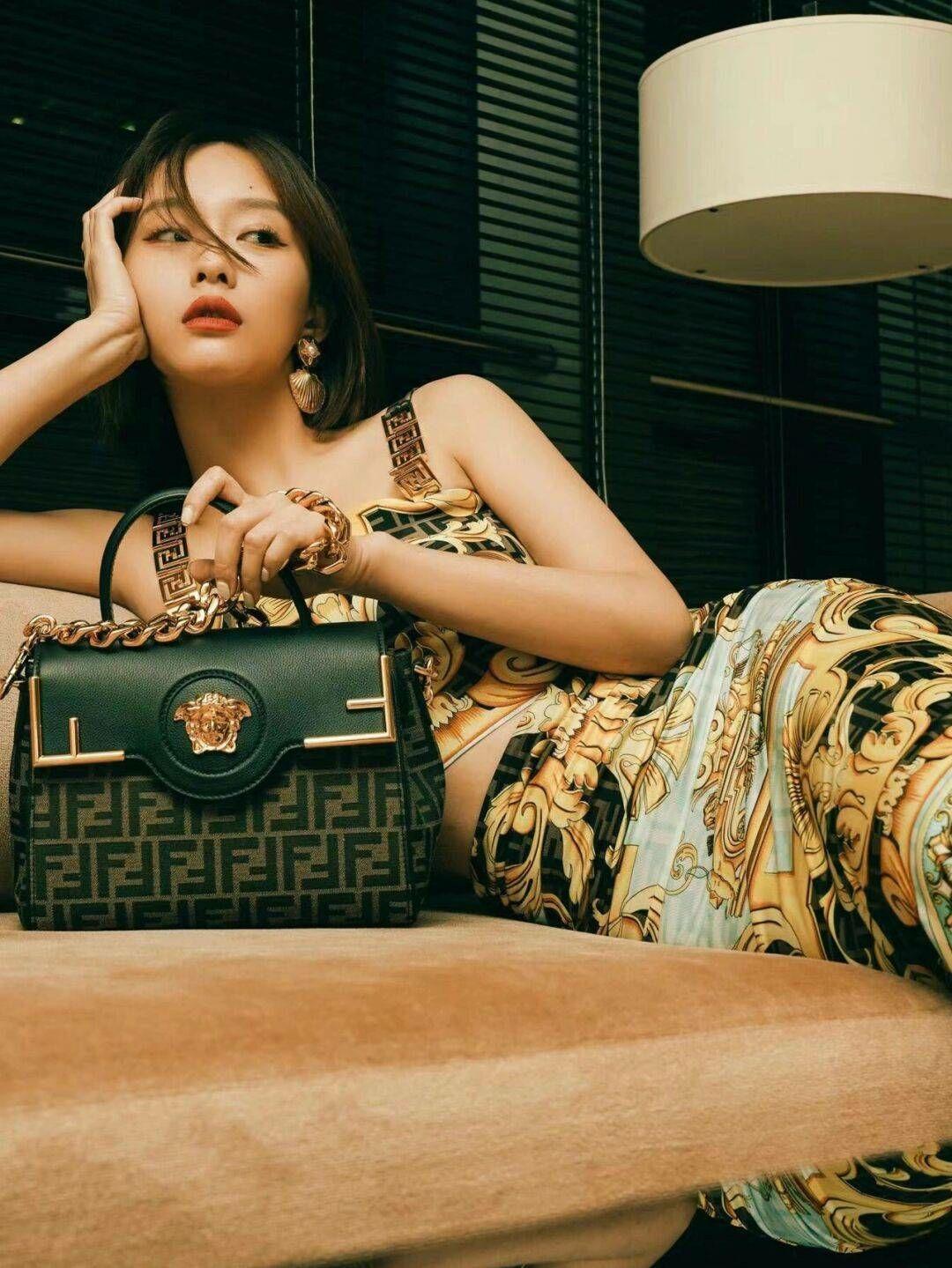 fendibyversace系列容祖儿孟佳代言