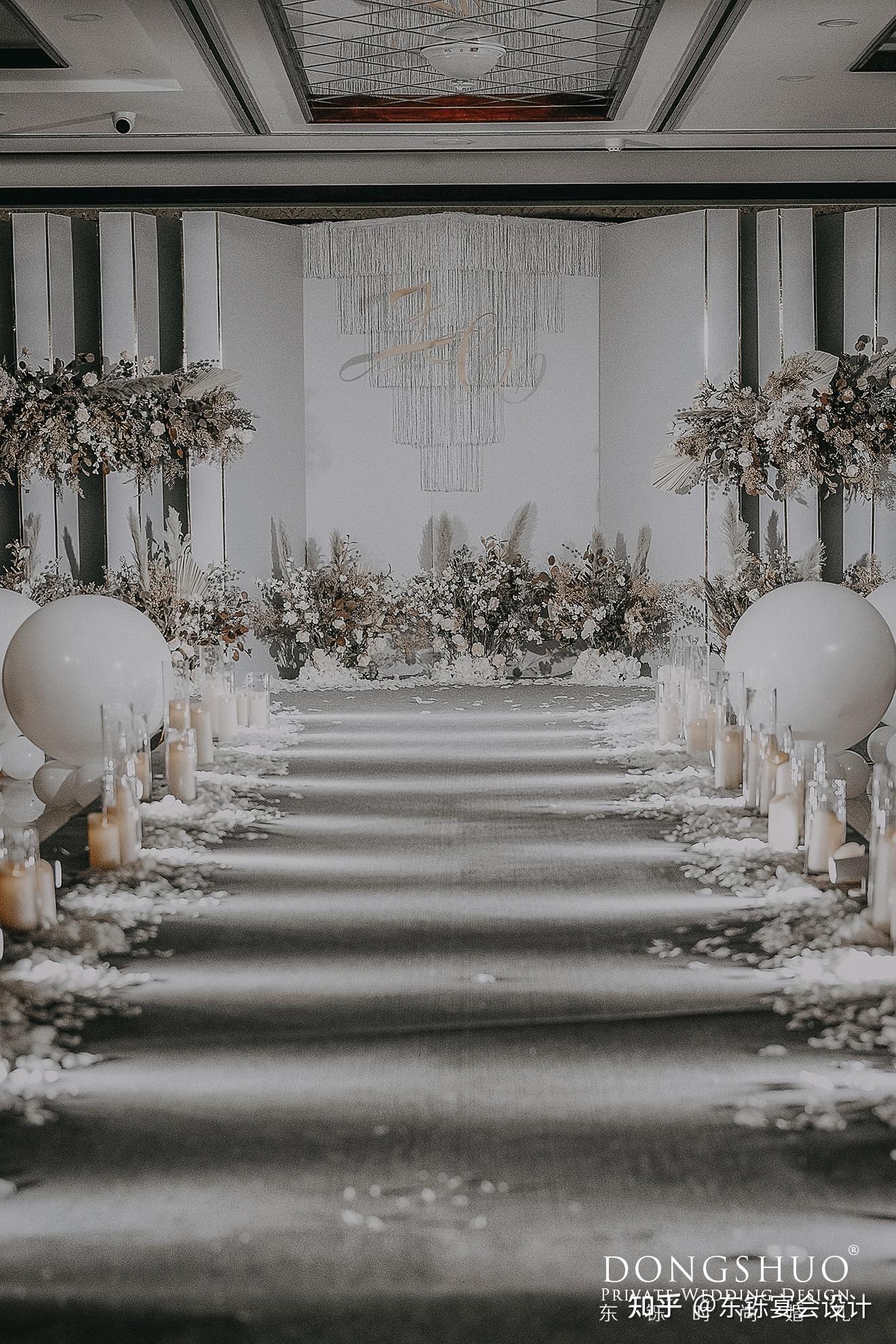 高级灰小众婚礼两位医生的婚礼现场呀济南婚礼策划