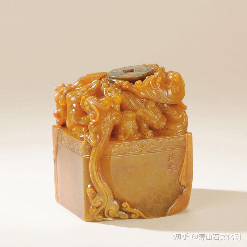 中国古玩 中国美術 唐物 清 古寿山田黄石彫り 魑龍印章 書道具 文具 案頭 旧蔵  雲嶋中国古玩 中国美術 唐物 清朝期 古寿山田黄石彫り 魑虎