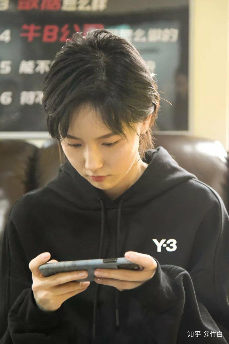 如何评价爱情公寓5中演员成果的颜值