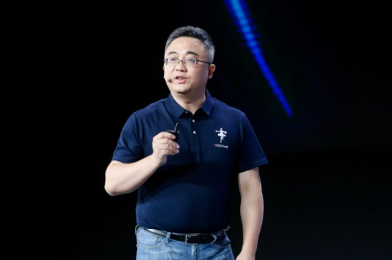 30亿参数,华为云发布全球最大预训练模型,开启工业化AI开发新模式