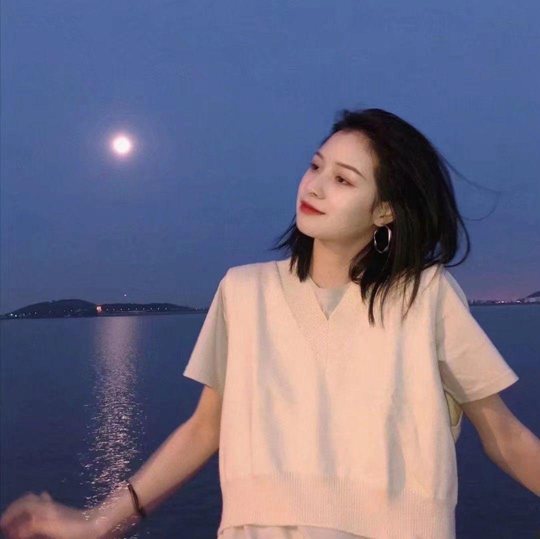 有没有一看就想恋爱的女生头像推荐