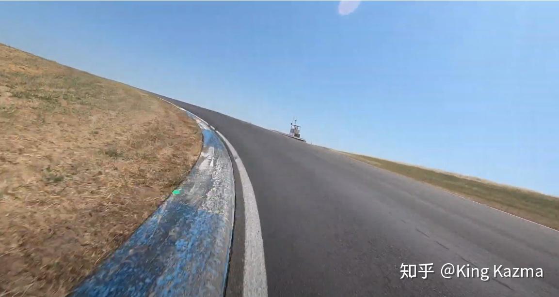 摩托车赛道motogp车手的建议视线